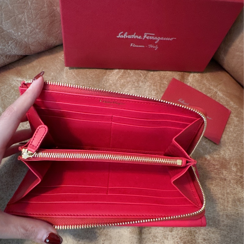 未使用 經典Salvatore Ferragamo（桃紅長夾）-31