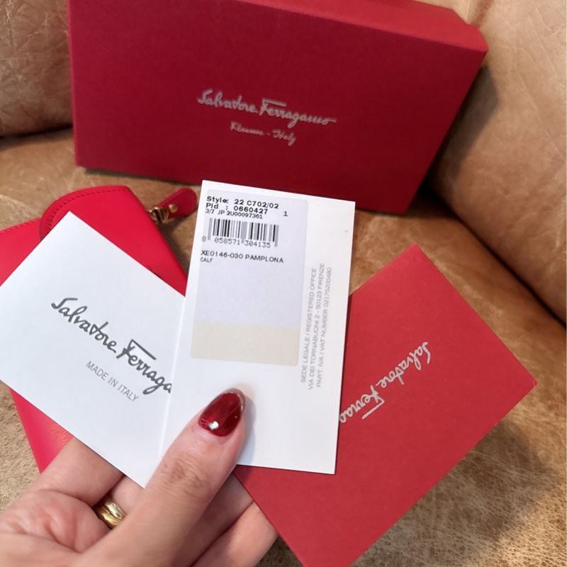 未使用 經典Salvatore Ferragamo（桃紅長夾）-48