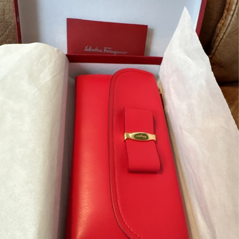未使用 經典Salvatore Ferragamo（桃紅長夾）-51