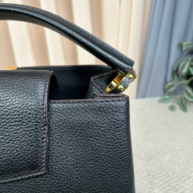 LV路易威登Capucines卡普辛黑金手提包 牛皮 金色五金 內裡玫紅色 容量大 有質感 日常通勤百搭-14
