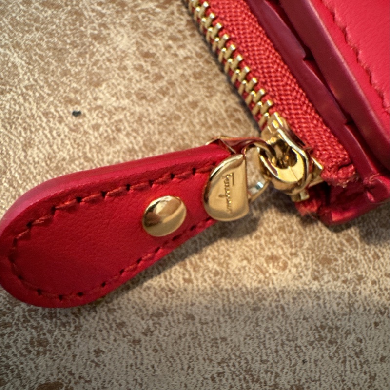 未使用Salvatore Ferragamo（短卡夾原價15900元）-21