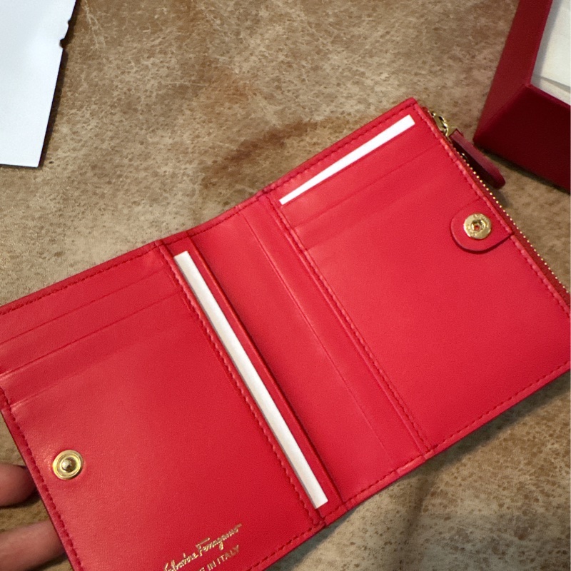 未使用Salvatore Ferragamo（短卡夾原價15900元）-30