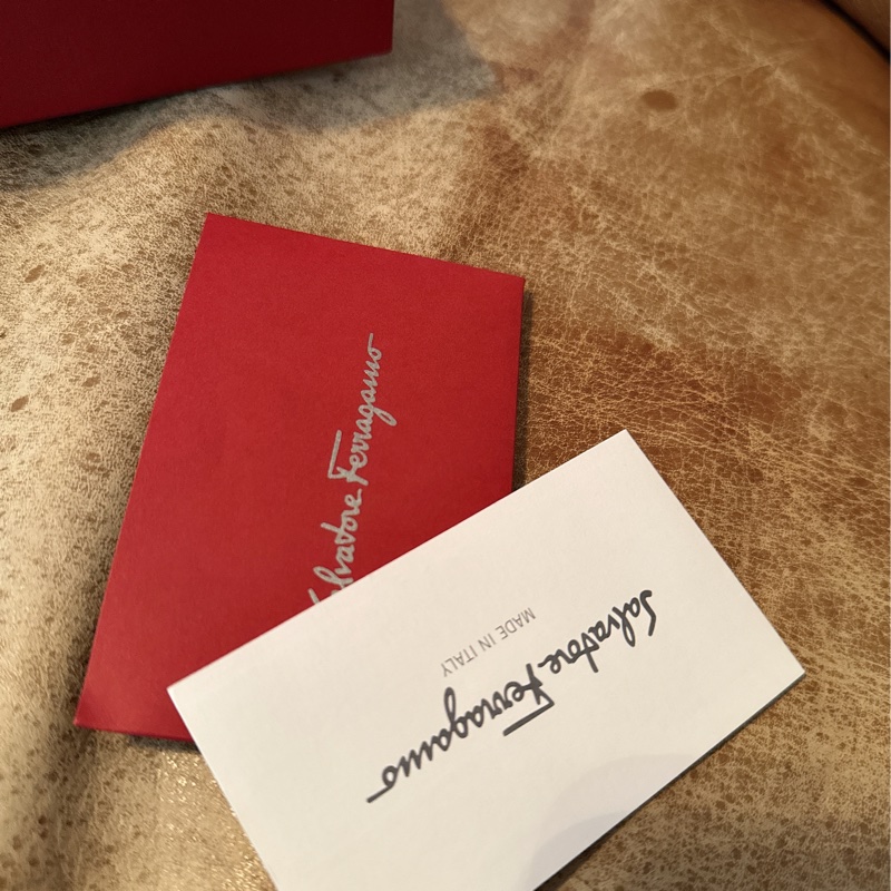 未使用Salvatore Ferragamo（短卡夾原價15900元）-36