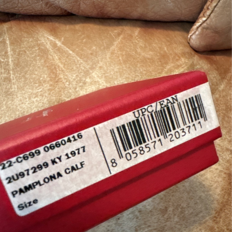 未使用Salvatore Ferragamo（短卡夾原價15900元）-38