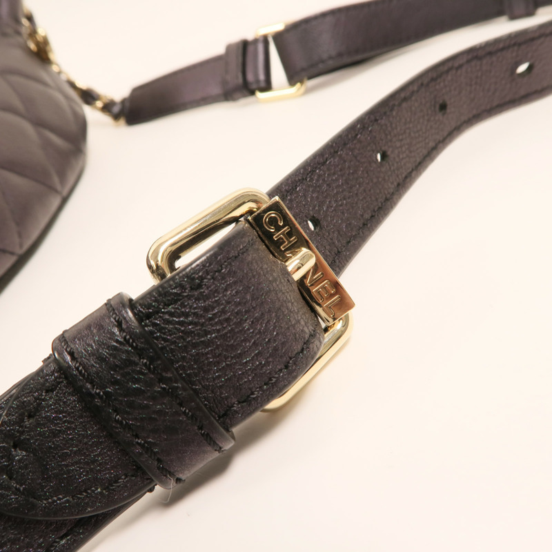 CHANEL 牛皮皮革Waist Bag金扣鏈帶腰包-11