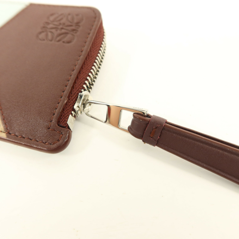 LOEWE 牛皮皮革Puzzle Card Case銀扣卡片套-7