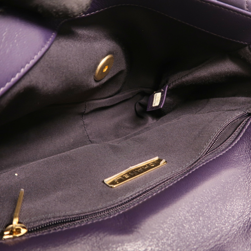 CHANEL 羊皮皮革C19 Small金扣手挽肩背兩用袋-4