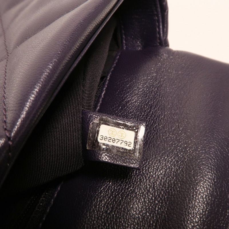 CHANEL 羊皮皮革C19 Small金扣手挽肩背兩用袋-6