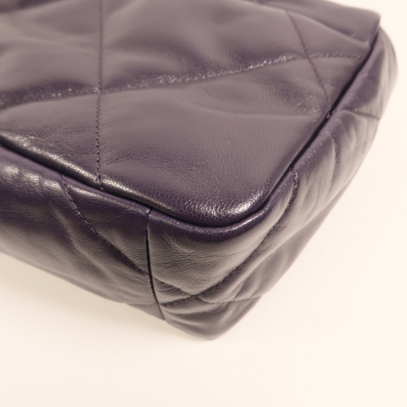 CHANEL 羊皮皮革C19 Small金扣手挽肩背兩用袋-14