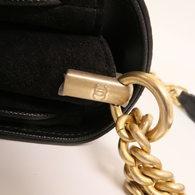 CHANEL 牛皮皮革/麂皮皮革Lady Coco Flap Quilted Bag金扣鏈帶肩背袋-15