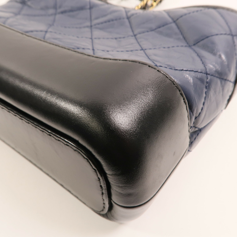 CHANEL 牛皮皮革Gabrielle small鏈帶肩背袋-13