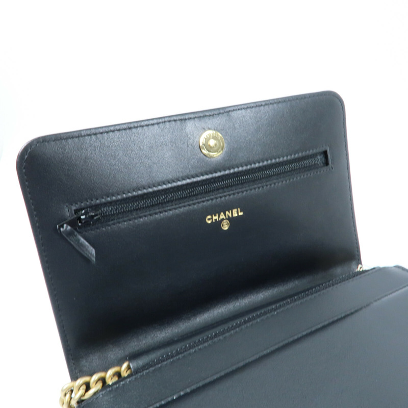 CHANEL 牛皮皮革Boy Wallet On Chain金扣鏈帶肩背袋-12