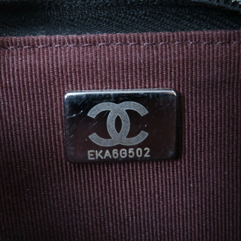 CHANEL 牛皮皮革Wallet On Chain銀扣鏈帶肩背袋-12