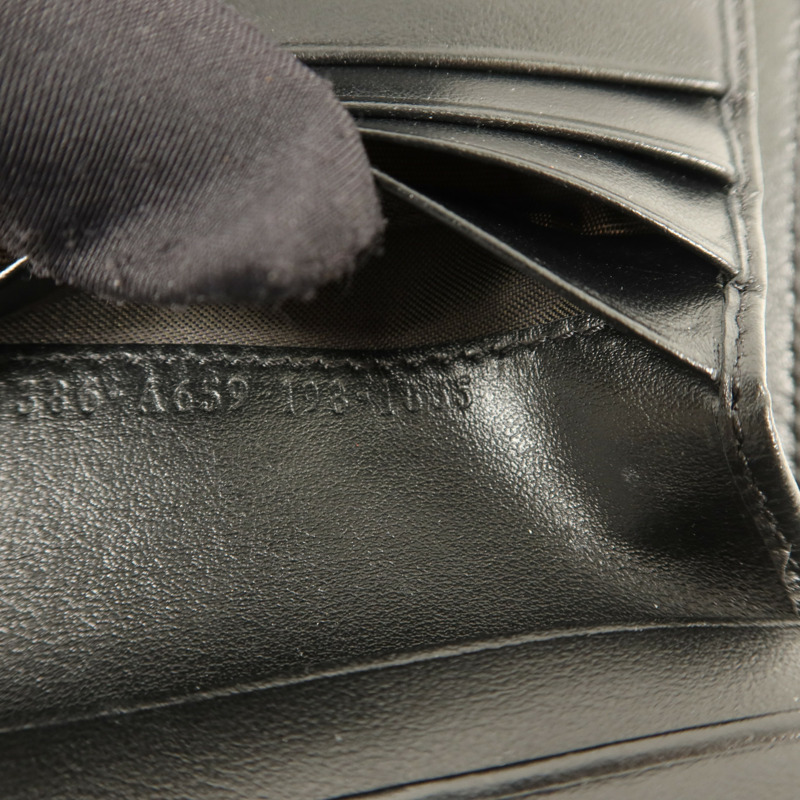 FENDI 牛皮皮革Wallet金扣錢包-9