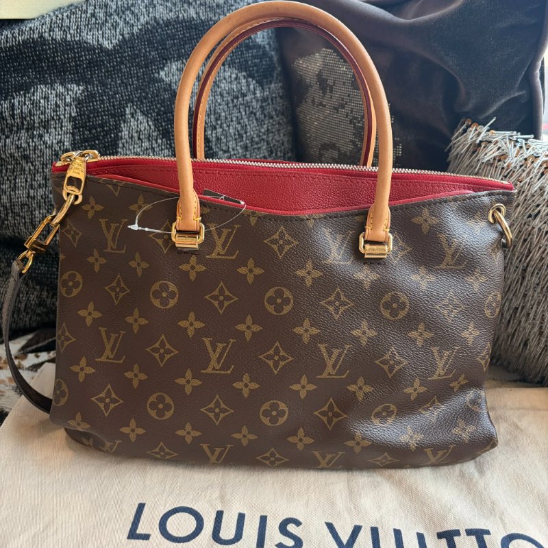 LV 原花紋拚牛皮手緹兩用包-1