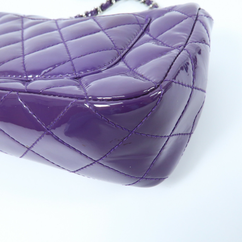 CHANEL 漆皮皮革Mini Classic 20銀扣鏈帶肩背袋-7