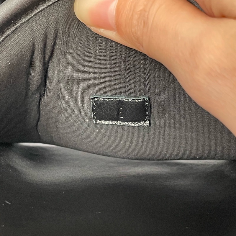 全新Gucci 古馳 凉鞋黑色皮面一字拖鞋42碼-3