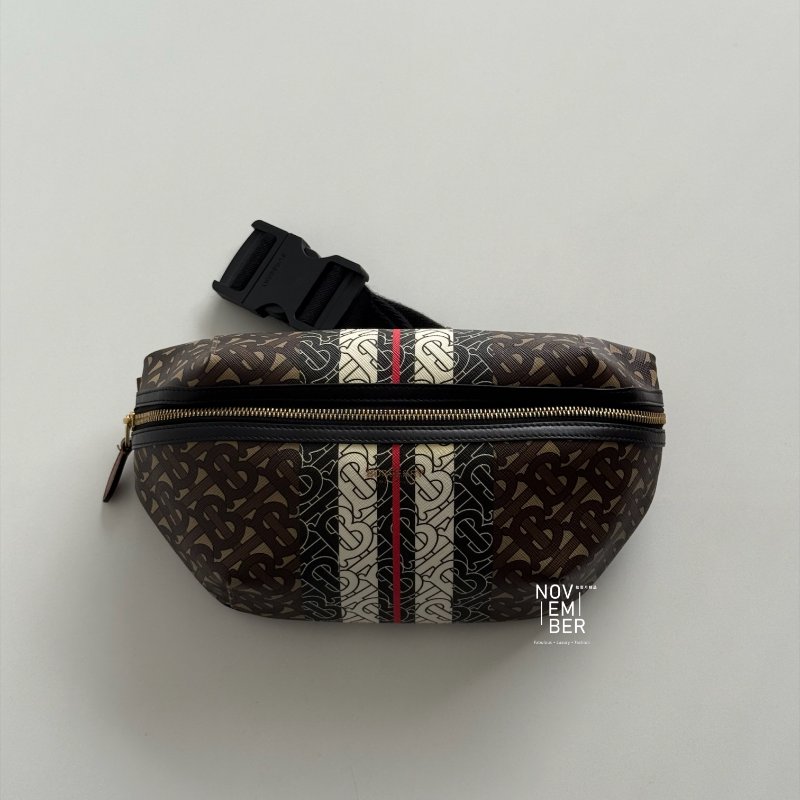 99新🆕 Burberry 滿版TB Logo 腰包-1