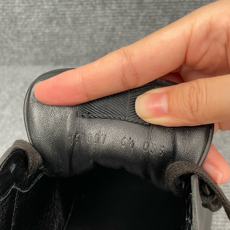 未使用品 Gucci 古馳運動鞋黑色皮面鏤空老爹鞋40.5碼-11