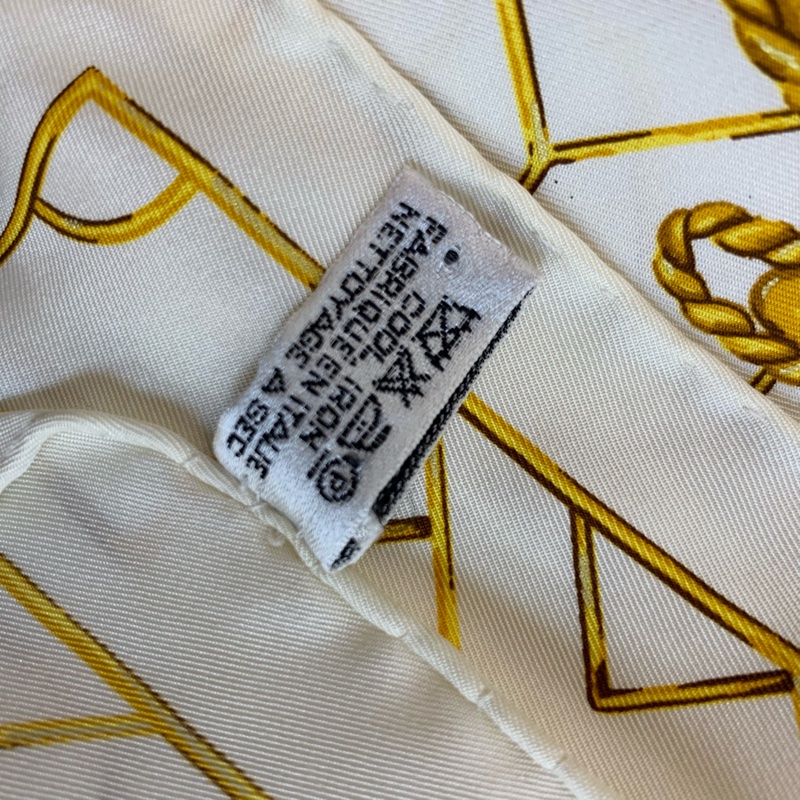 埃及神話🫢Chanel 太陽神拼米色方巾-3