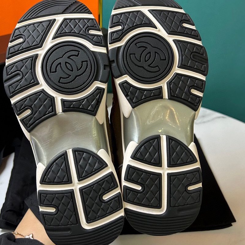 CHANEL香奈兒！咖藍拼色熊貓鞋低幫運動鞋 36碼，附件：塵袋、盒子-9