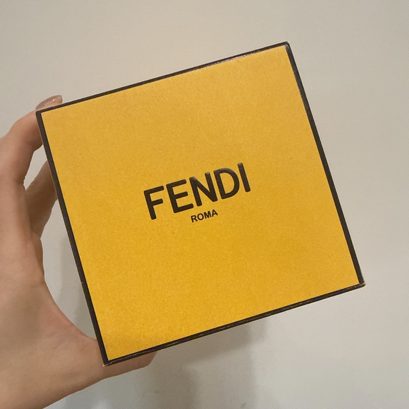 日本購入全新Fendi 美鑽項鍊 百搭好配 保證正品/假貨賠一百倍/項鍊可以調整長短-4