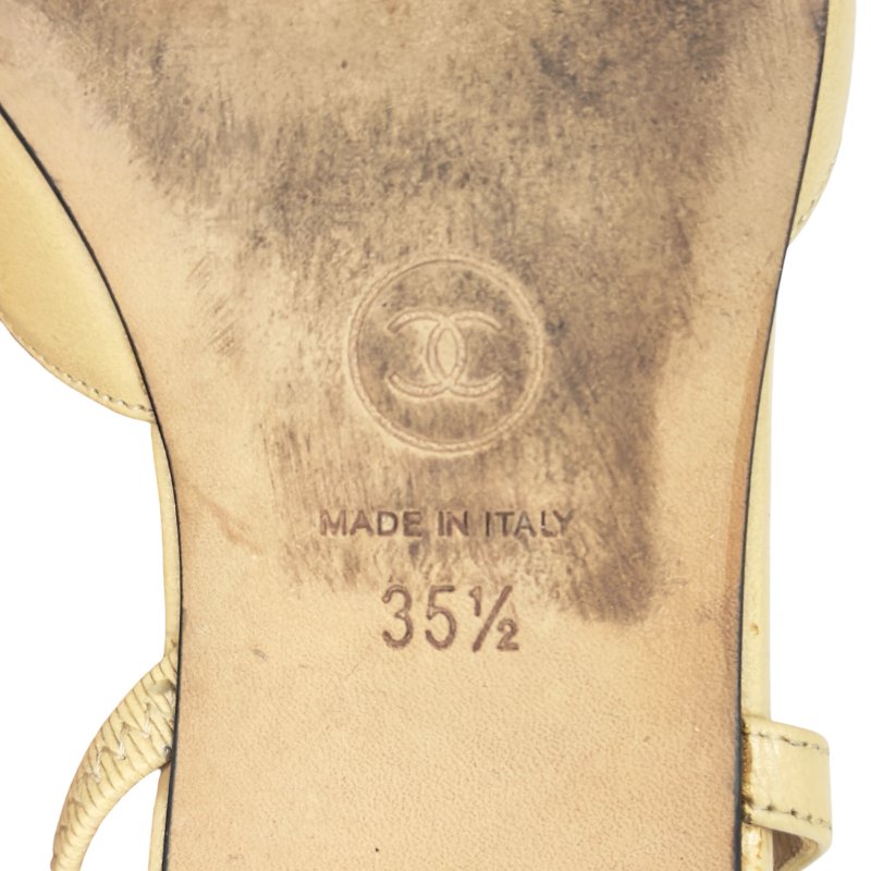 CHANEL CC 露踭平底鞋-12