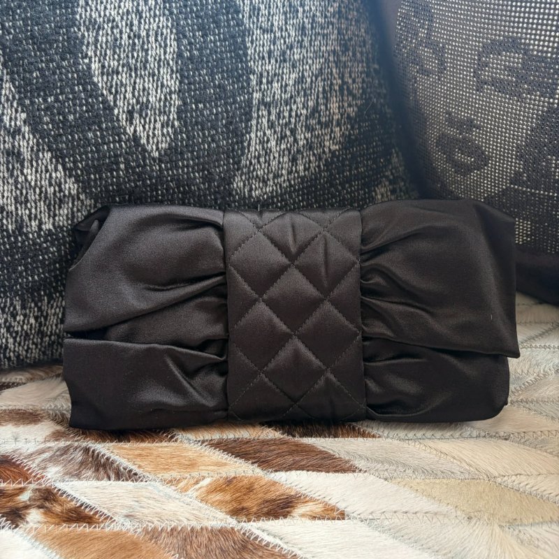 CHANEL 緞面蝴蝶鏈包 黑色 晶片款-2