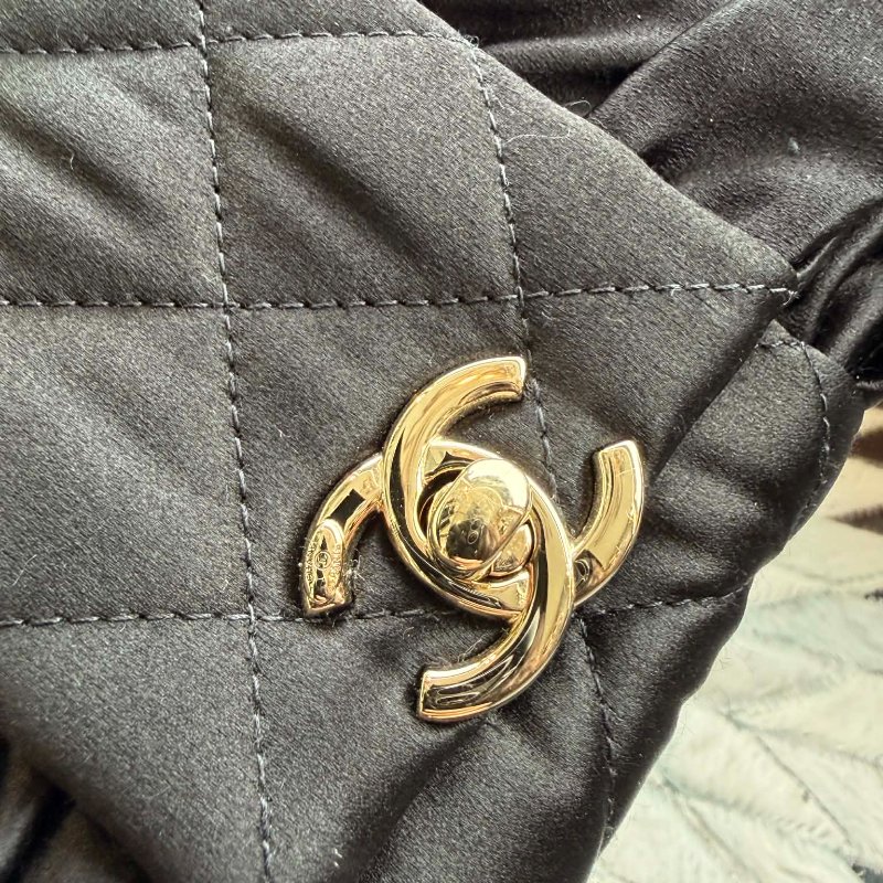 CHANEL 緞面蝴蝶鏈包 黑色 晶片款-8