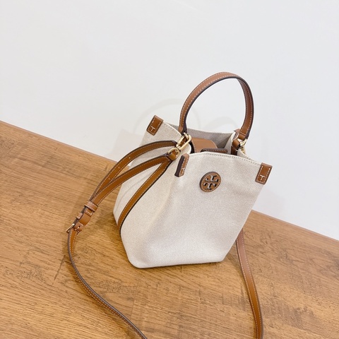 Tory Burch 美國購入 水桶包 可兩用 手提肩背 皮革質感拼接淺色系 夏天必買