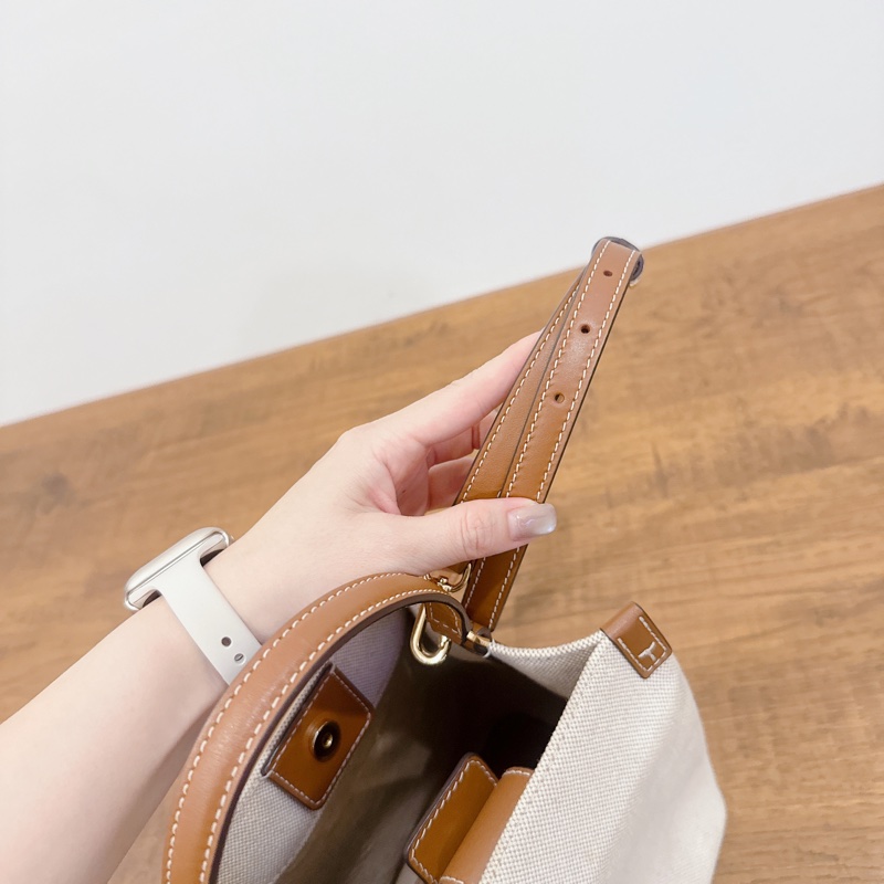 Tory Burch 美國購入 水桶包 可兩用 手提肩背 皮革質感拼接淺色系 夏天必買-6