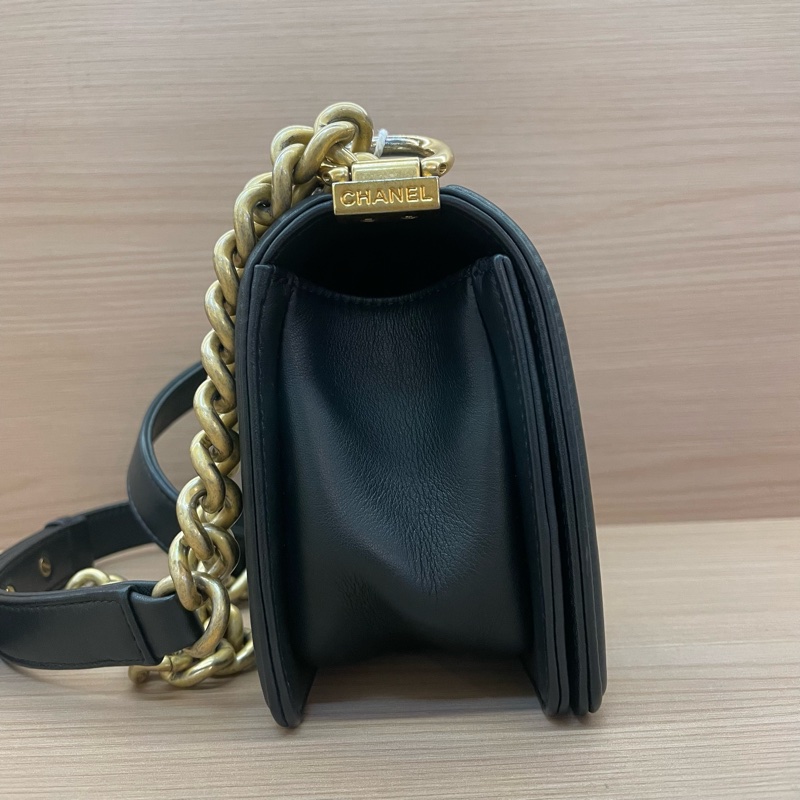 NO:D10 CHANEL 黑金荔枝皮Leboy 小号 2020年，29開，有塵袋 無卡 無盒子-3