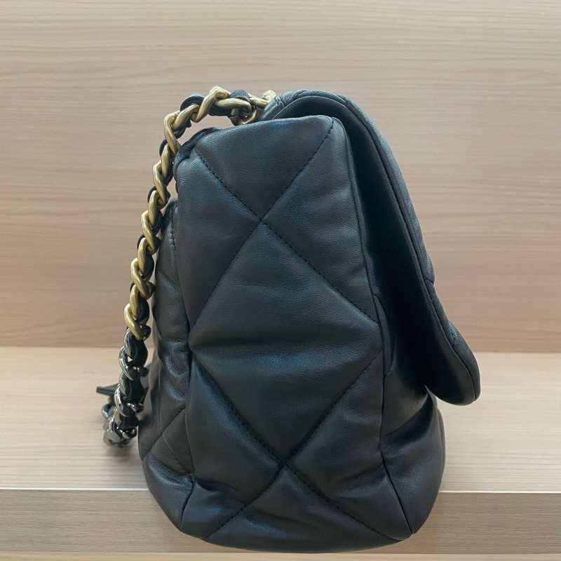 NO:C81 CHANEL 香奈儿 19bag 大号 芯片款 黑色菱格纹羊皮 金銀鏈條包 有塵袋 無卡 無盒子-3