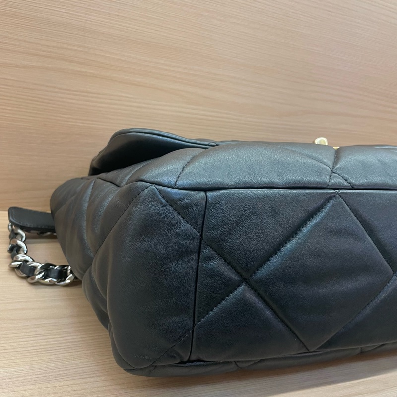 NO:C81 CHANEL 香奈儿 19bag 大号 芯片款 黑色菱格纹羊皮 金銀鏈條包 有塵袋 無卡 無盒子-5