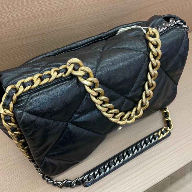 NO:C81 CHANEL 香奈儿 19bag 大号 芯片款 黑色菱格纹羊皮 金銀鏈條包 有塵袋 無卡 無盒子-7
