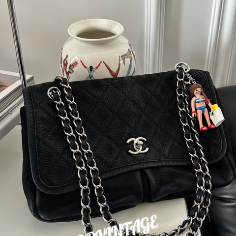 ✨Chanel 黑銀魚子醬雙口袋機場包 很難找的一款 98新🖤