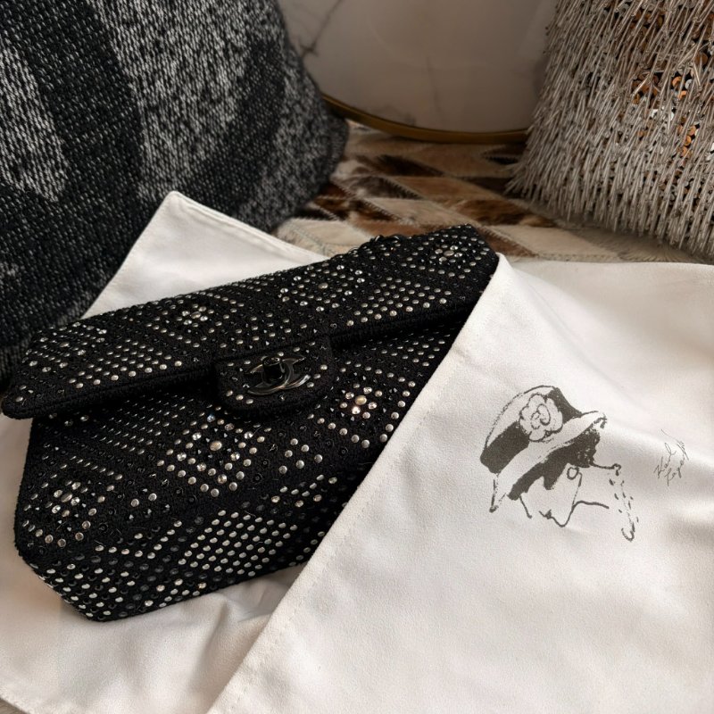 CHANEL 滿版鉚釘黑鑽COCO鏈包 晶片款-3