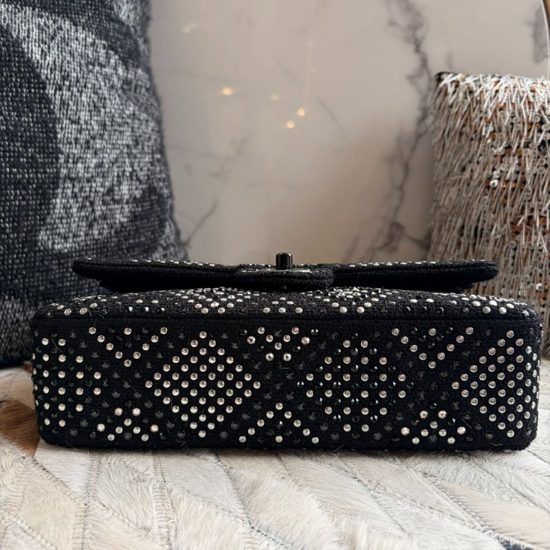 CHANEL 滿版鉚釘黑鑽COCO鏈包 晶片款-8