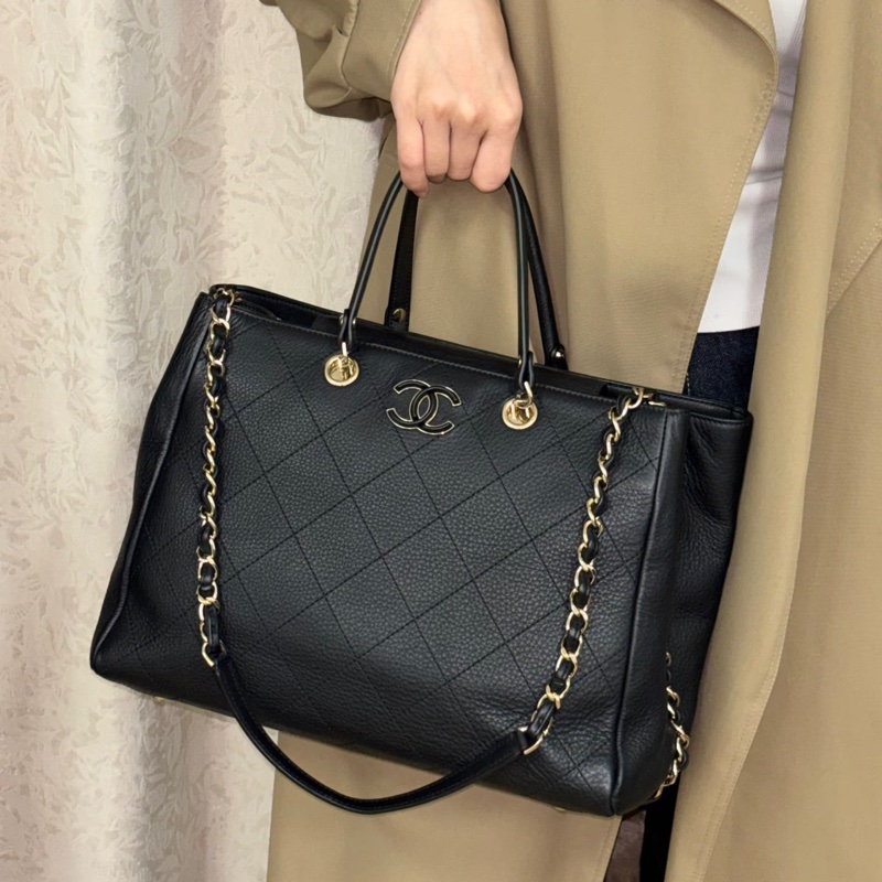 ✨Chanel 黑金牛皮外縫線tote 容量很好 超級美😍-0