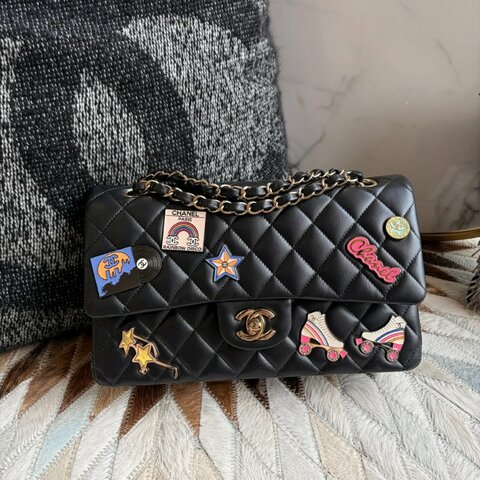 CHANEL 限定款徽章COCO25金鏈鏈包 黑色 晶片