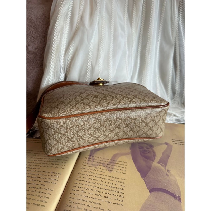 思琳 賽琳 老花 腋下包 肩背包 中古包Celine macadam triomphe vintage bag 賽琳 │ 單肩包 │ 斜背包 │ 古著包 │ 側揹包-5
