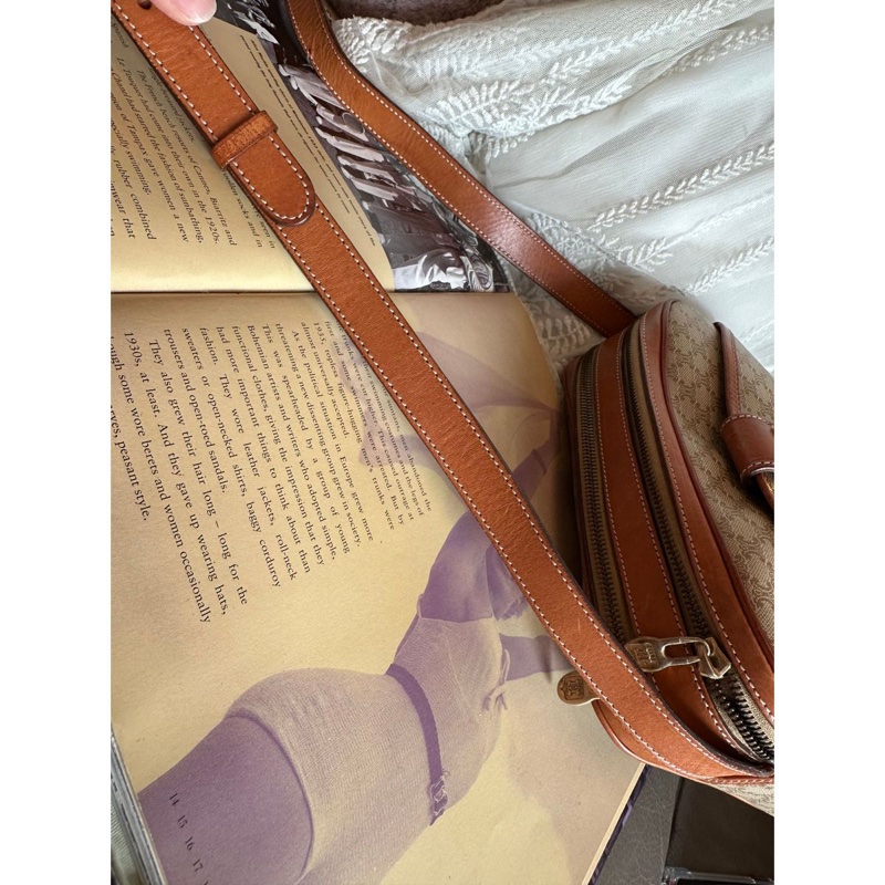 思琳 賽琳 老花 腋下包 肩背包 中古包Celine macadam triomphe vintage bag 賽琳 │ 單肩包 │ 斜背包 │ 古著包 │ 側揹包-15