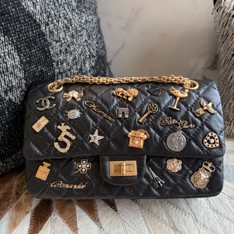)CHANEL 復刻版徽章包 金鏈24CM 黑色-0