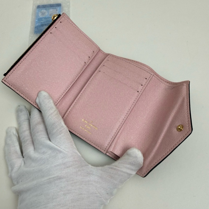 LouisVuitton路易威登 豆豆錢包 粉色 三折錢包🈚附件-4