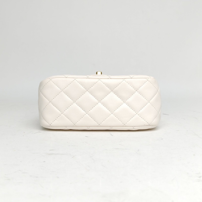 CHANEL CF口蓋包方胖子白色羊皮晶片開金扣金球調節扣-3