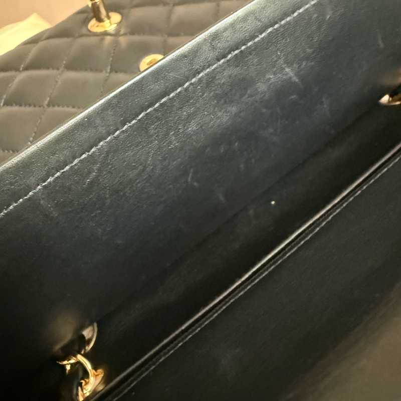 Chanel Classic Flap Bag 黑色菱格紋手袋-3