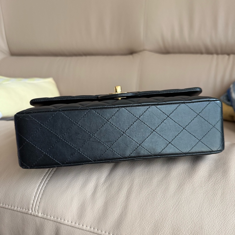 Chanel Classic Flap Bag 黑色菱格紋手袋-18