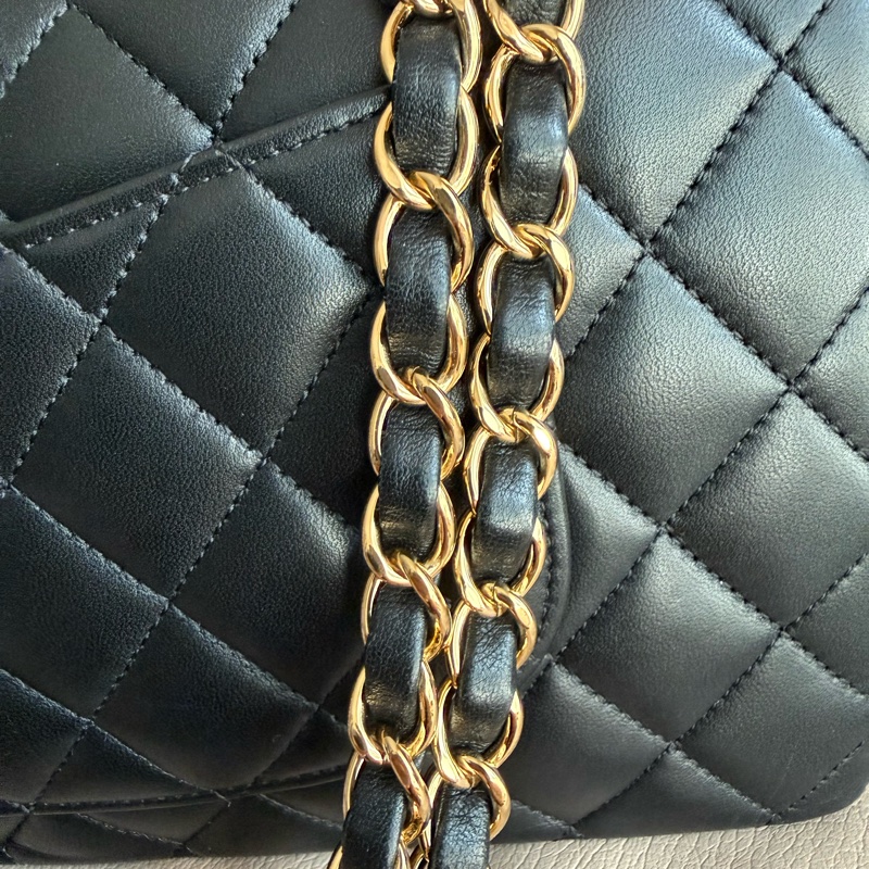 Chanel Classic Flap Bag 黑色菱格紋手袋-35