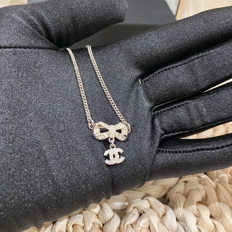 TK2001	香奈兒 蝴蝶水鑽 頸鏈Chanel Ribbon With CC Logo Crystal x PHW Necklace-15