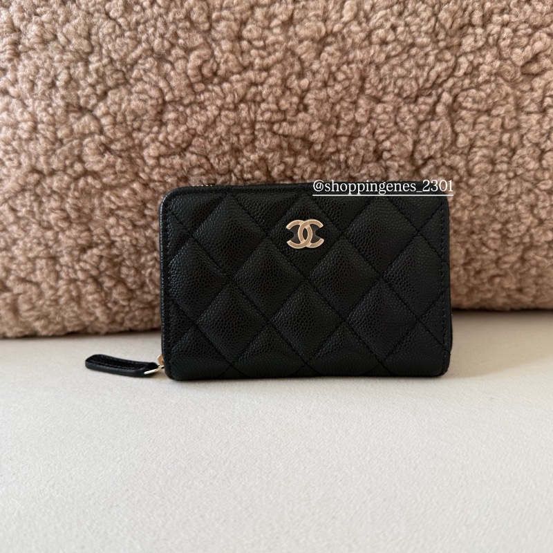 香奈兒 Chanel 經典加大拉鍊卡包 荔枝牛皮-1